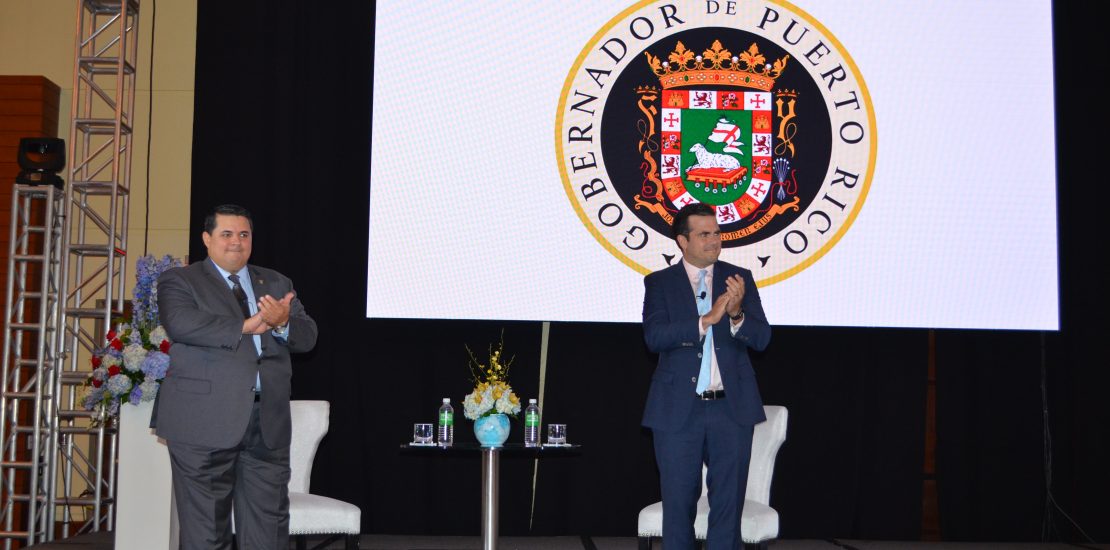 El presidente del Centro Unido de Detallistas, Nelson J. Ramírez, junto al Gobernador de Puerto Rico, Ricardo Rosselló, contestaron preguntas de los comerciantes en temas de interés para las PyMEs. Foto: Kathleen Centeno Rodríguez / USC